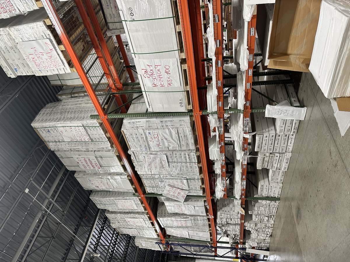Vinyl Plank Flooring Inventory Lot
